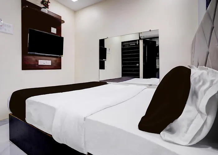 Hotel O Class Inn